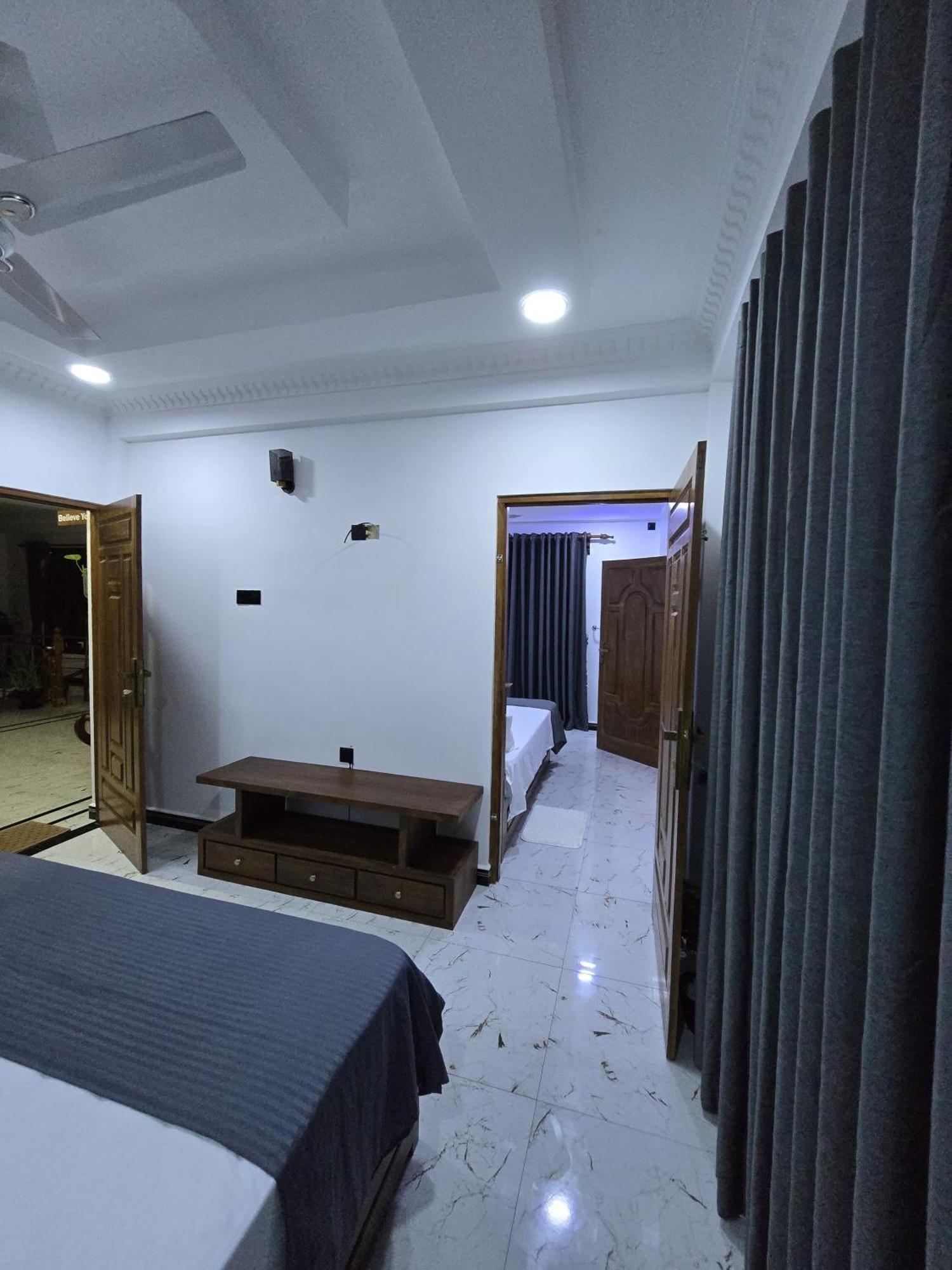 Munril Guest Apartment Jaffna Luaran gambar